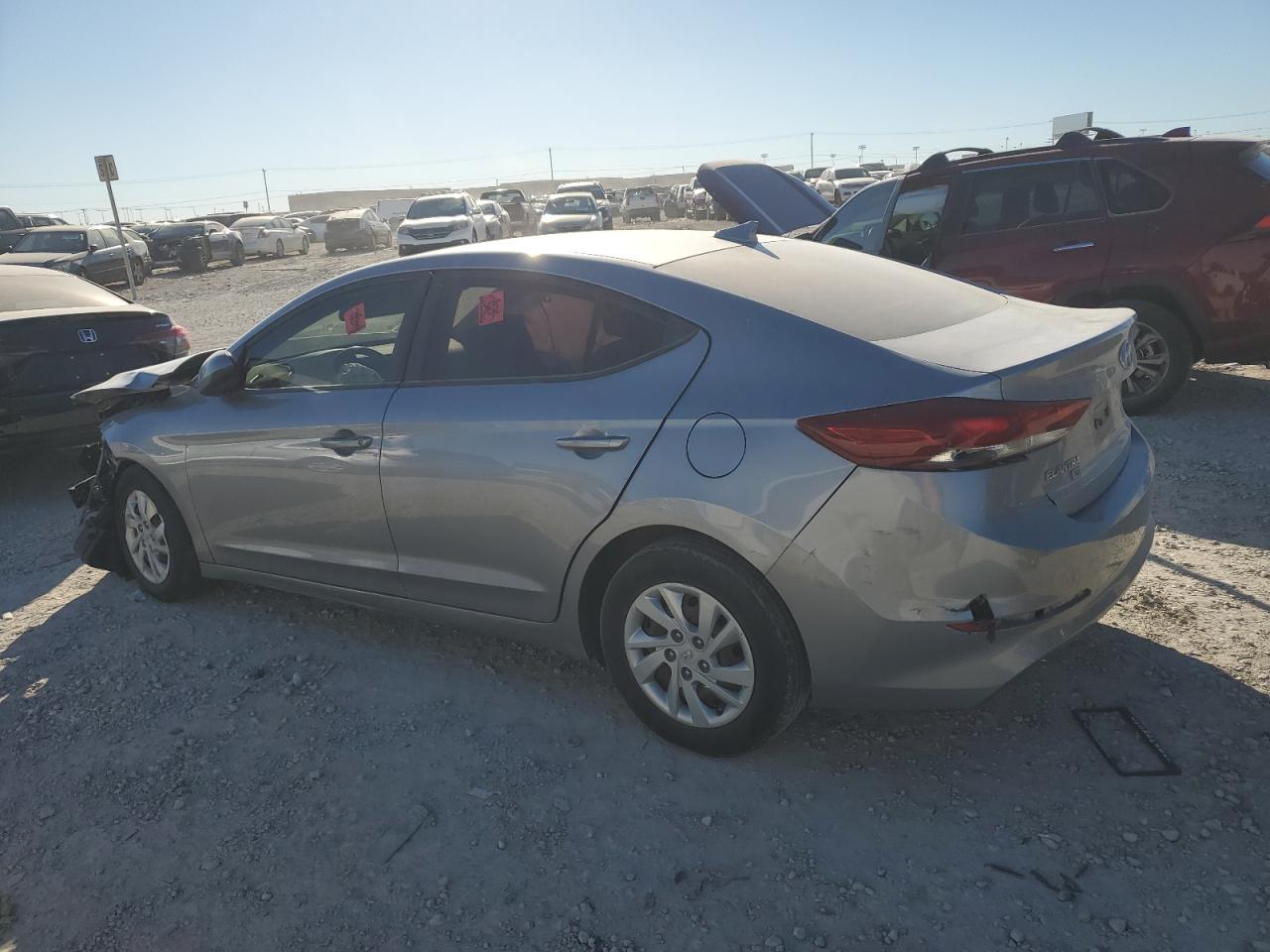 VIN 5NPD74LF7HH168821 2017 HYUNDAI ELANTRA no.2