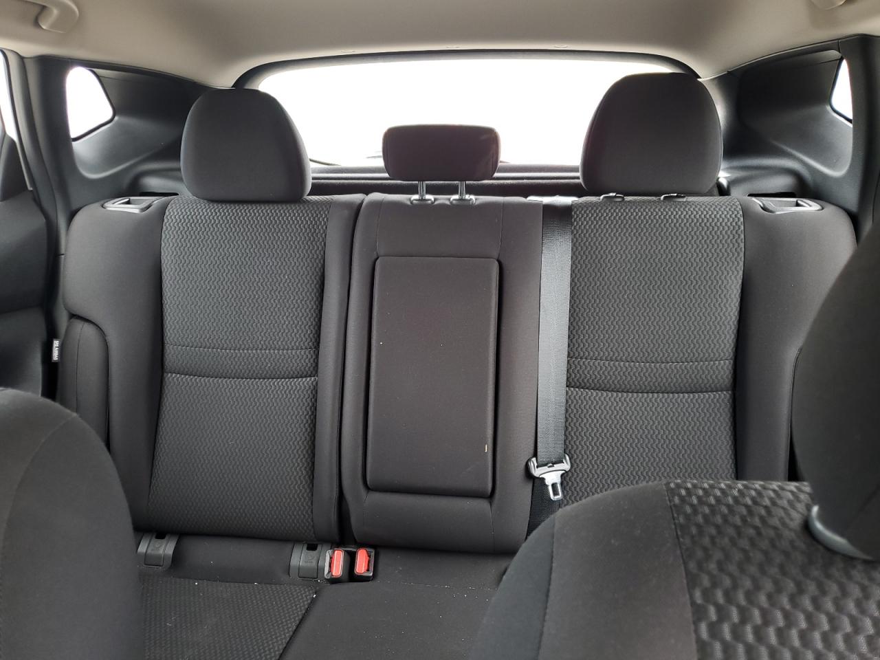 2020 Nissan Rogue - Image 10