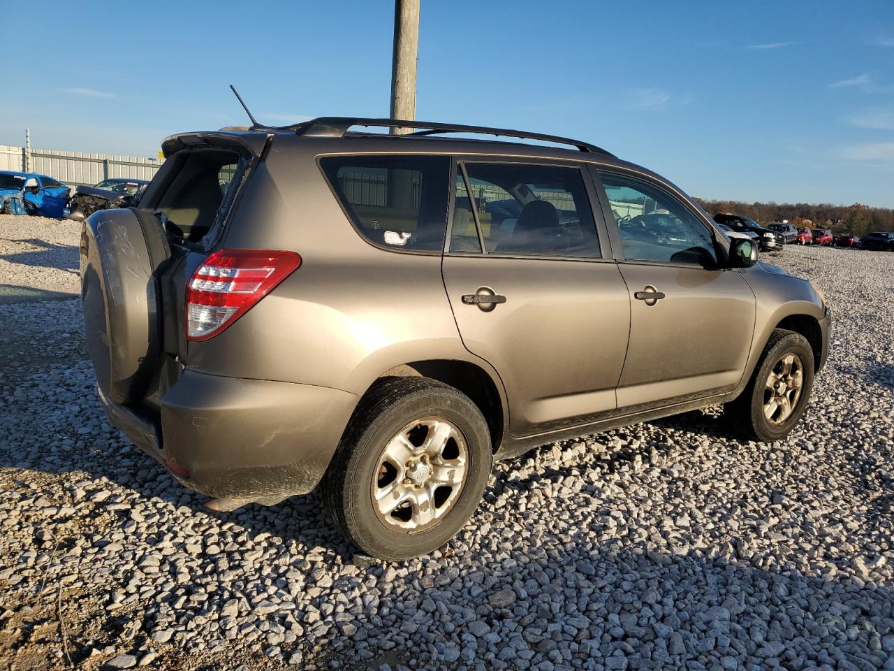 2009 Toyota RAV 4 - Image 3