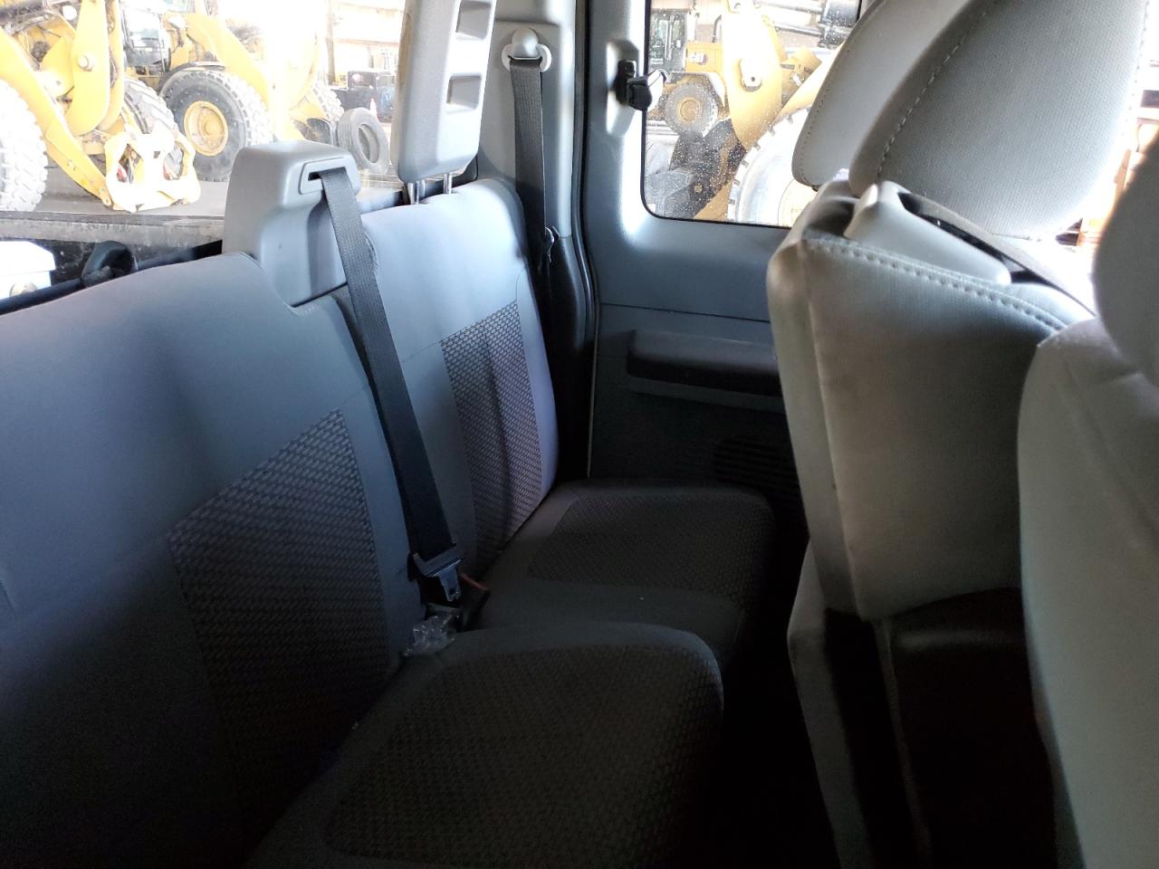 2016 Ford F250 - Image 10