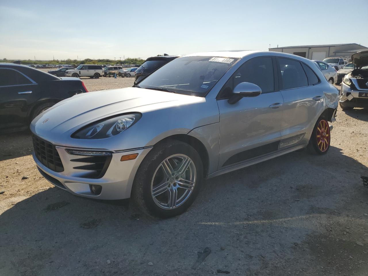 2016 PORSCHE MACAN