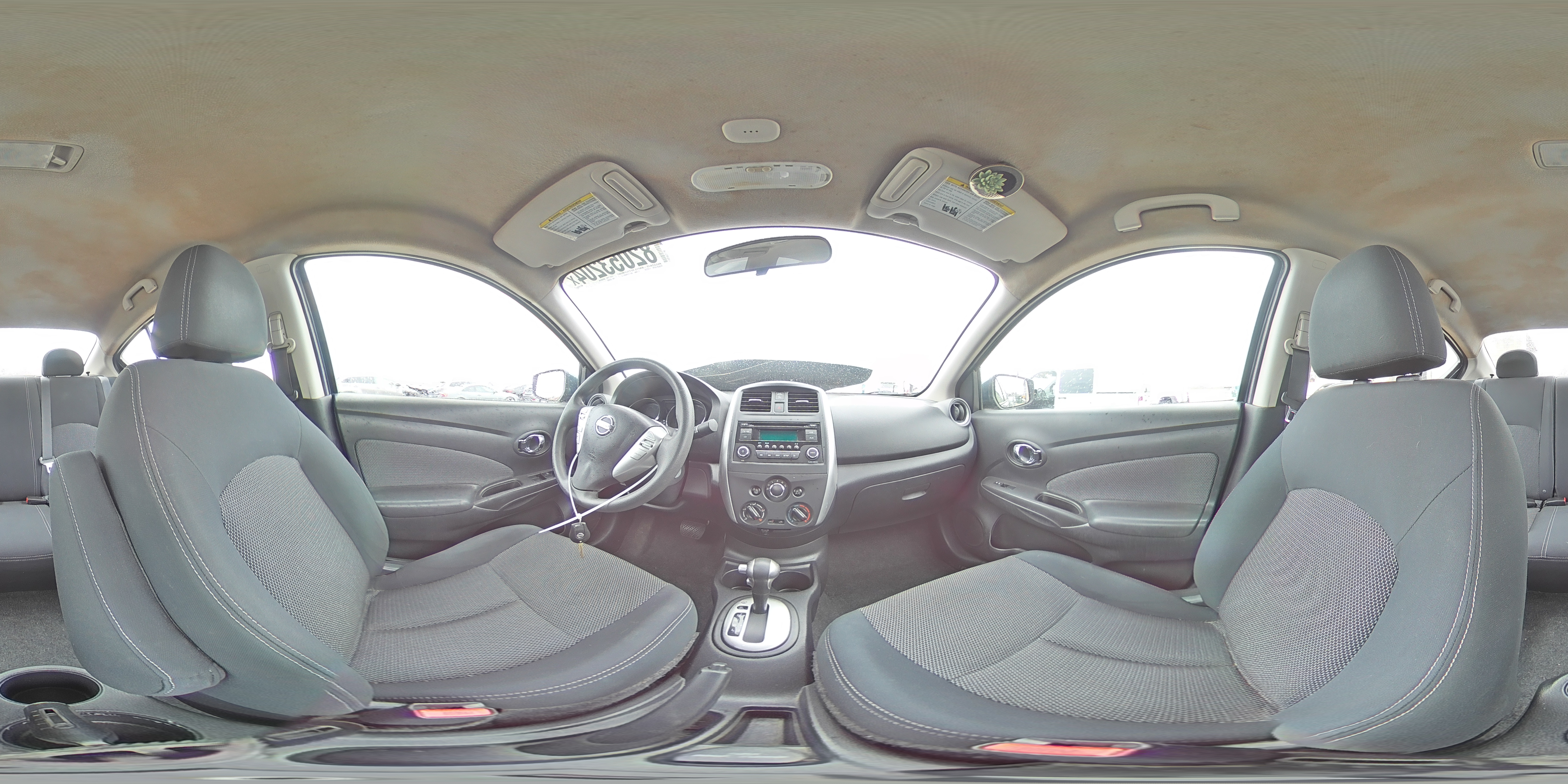 2016 Nissan Versa - Image 13