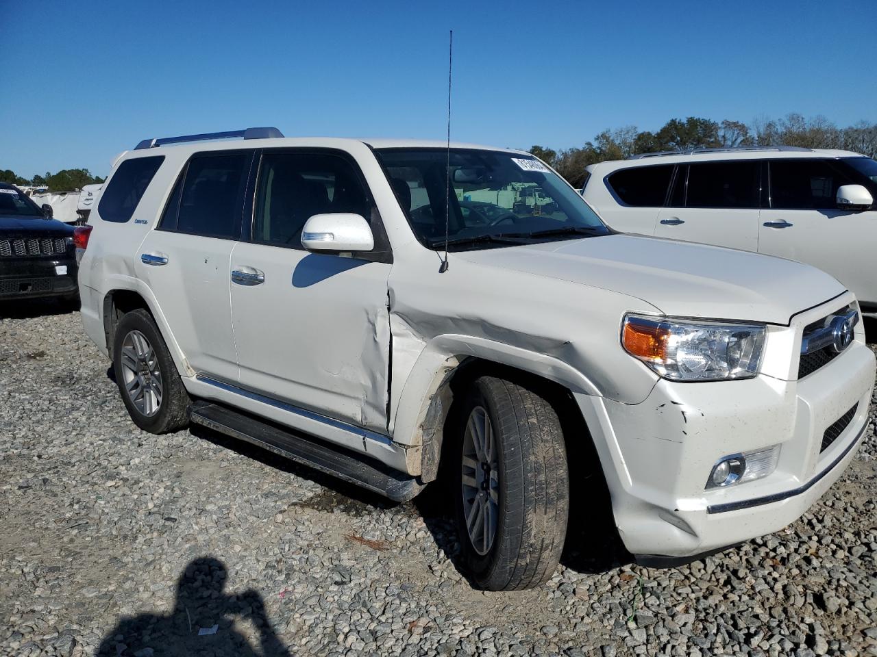 VIN JTEZU5JR5D5046966 2013 TOYOTA 4RUNNER no.3