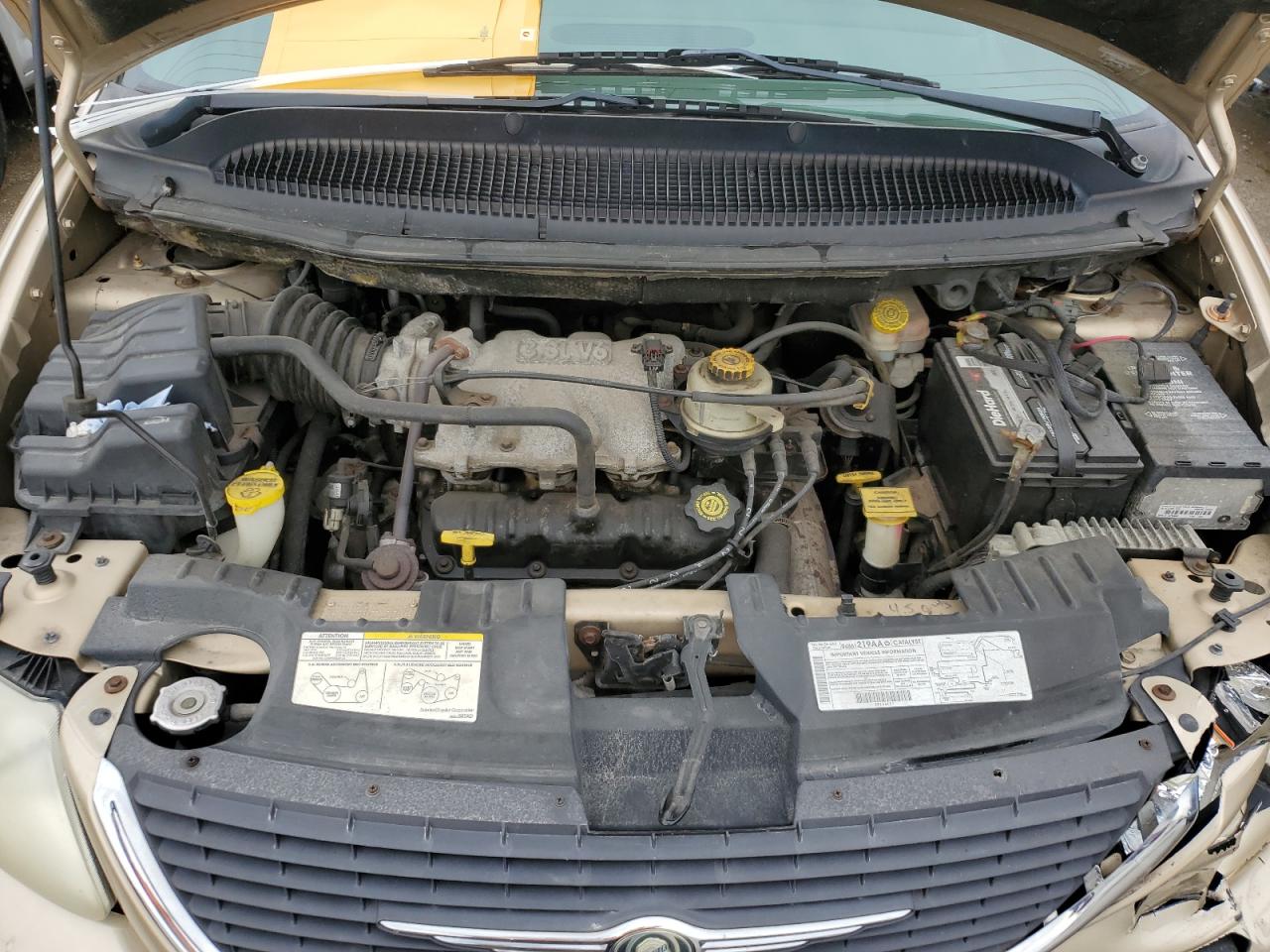 2001 Chrysler Town & Country - Image 12