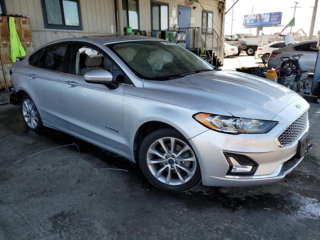  FORD FUSION 2017 Szary