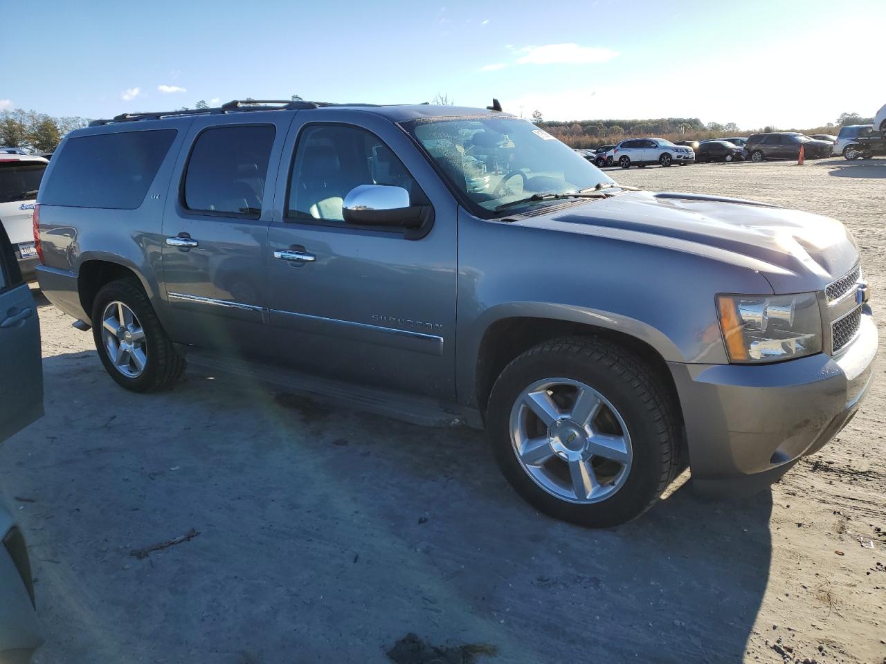 2012 Chevrolet Suburban - Image 4