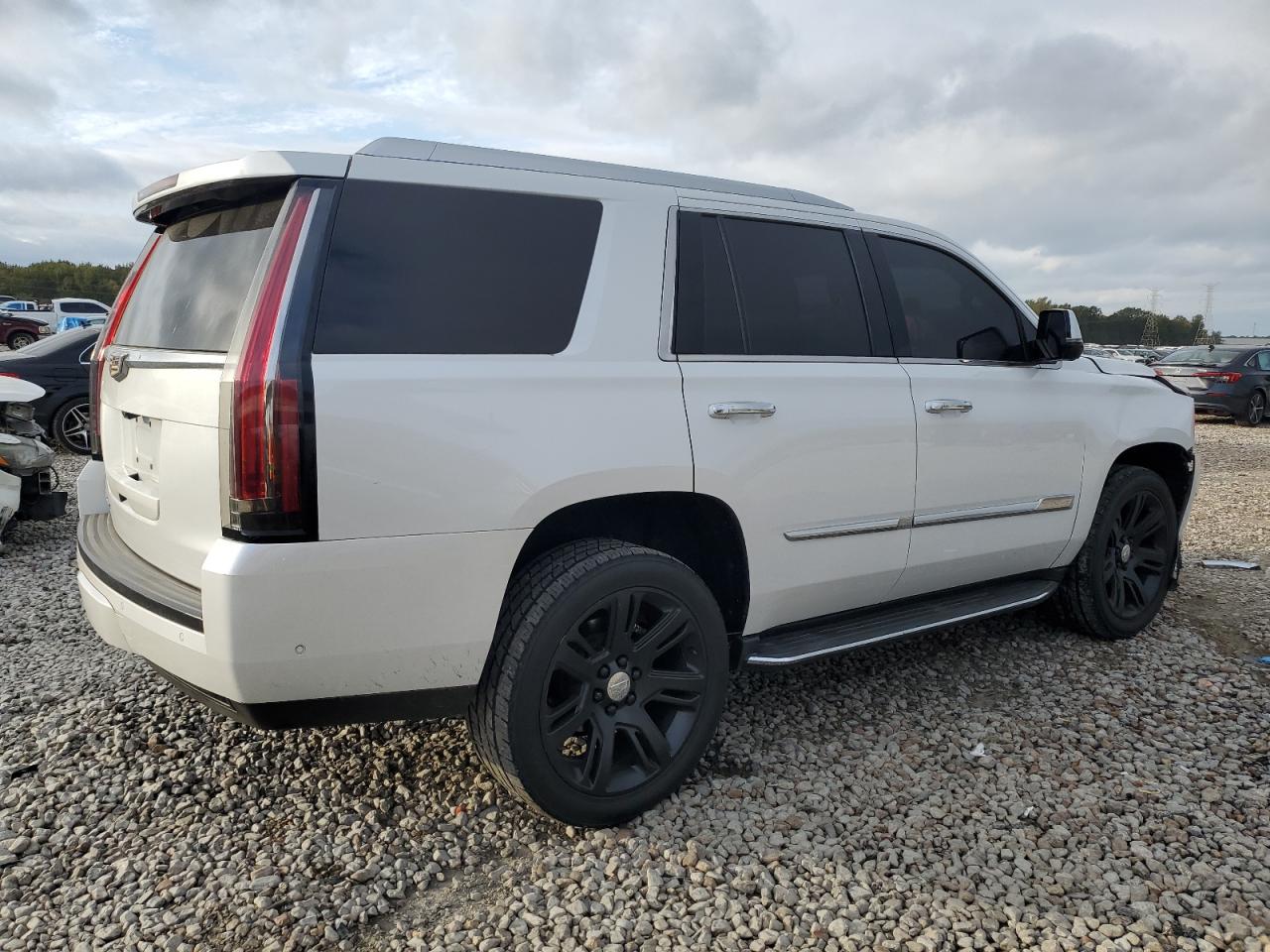 2017 Cadillac Escalade - Image 3