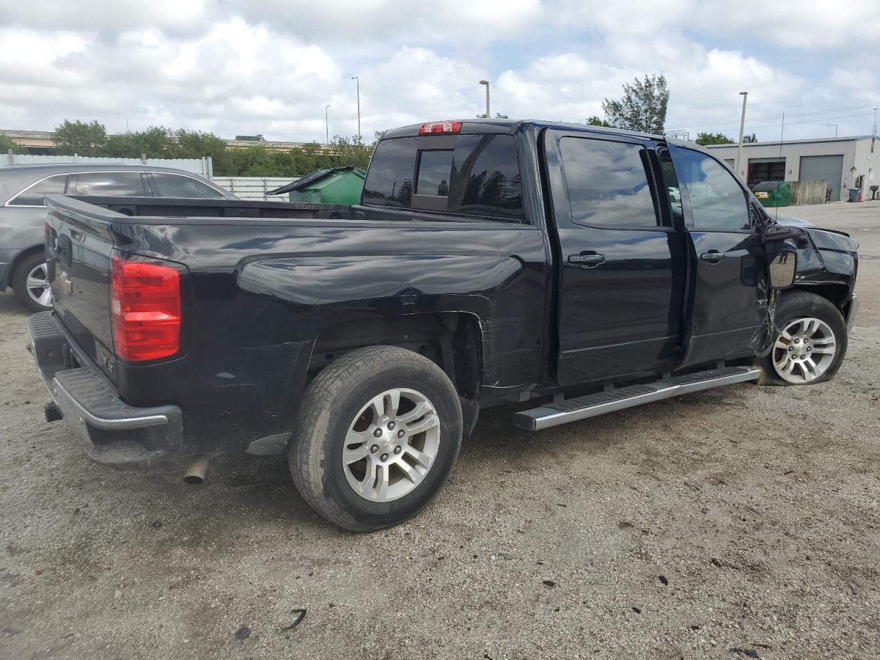 2017 Chevrolet Silverado - Image 3