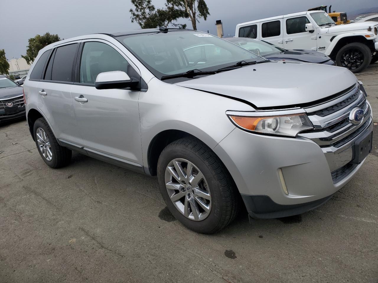 VIN 2FMDK3JC9EBB18393 2014 FORD EDGE no.4