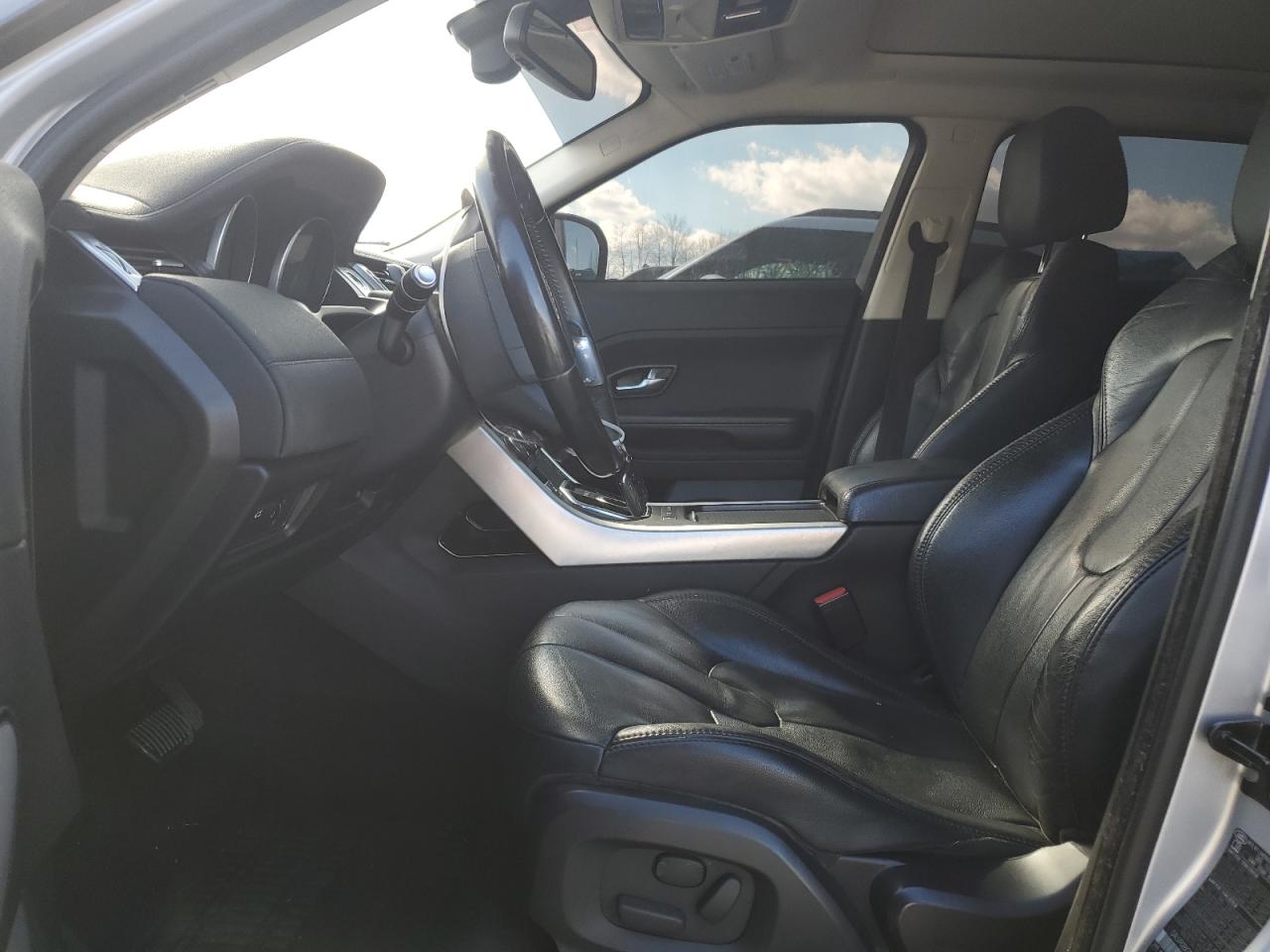2013 Land Rover Range Rover - Image 7