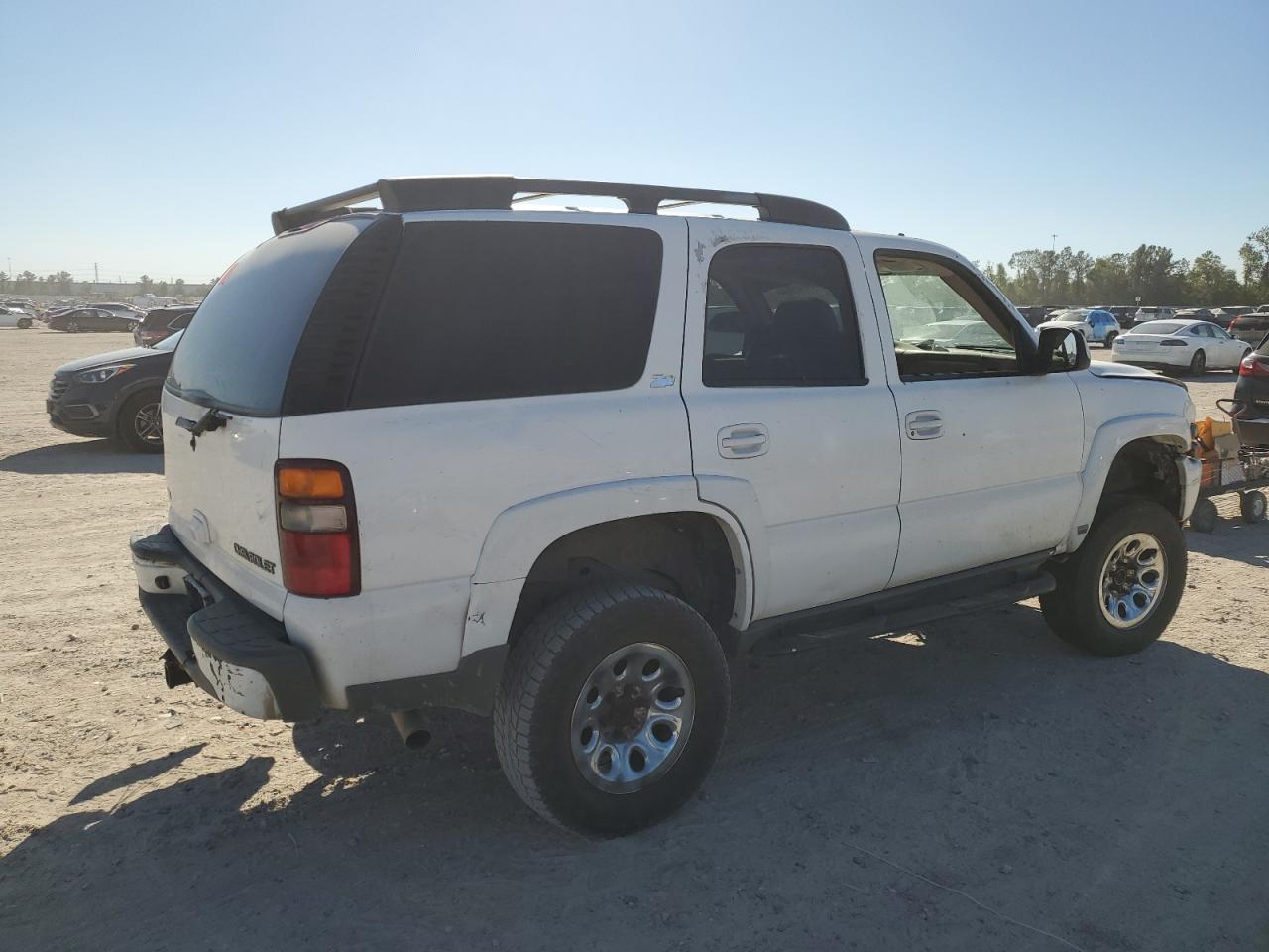 2003 Chevrolet Tahoe - Image 3