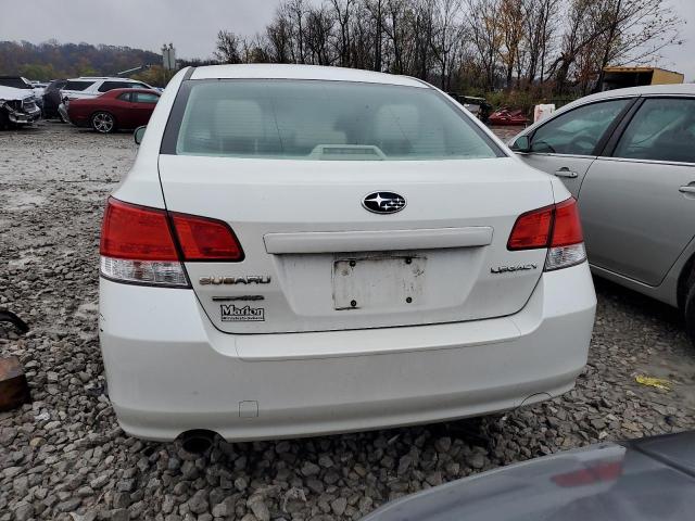  SUBARU LEGACY 2013 Белый