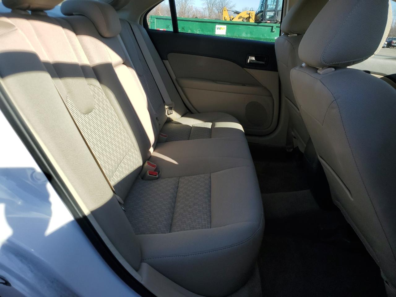 2011 Ford Fusion - Image 10