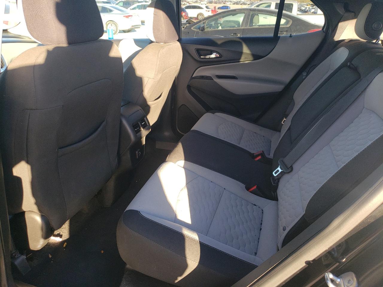 2020 Chevrolet Equinox - Image 11