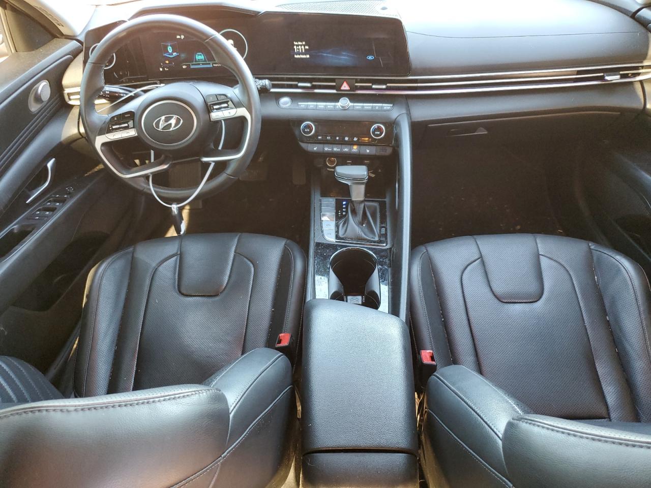 2023 Hyundai Elantra - Image 8