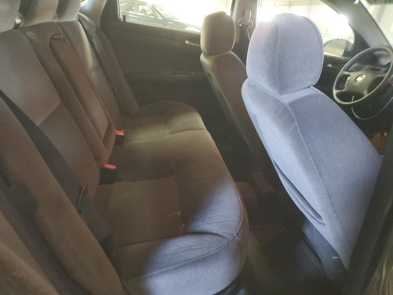 2007 Chevrolet Impala - Image 10