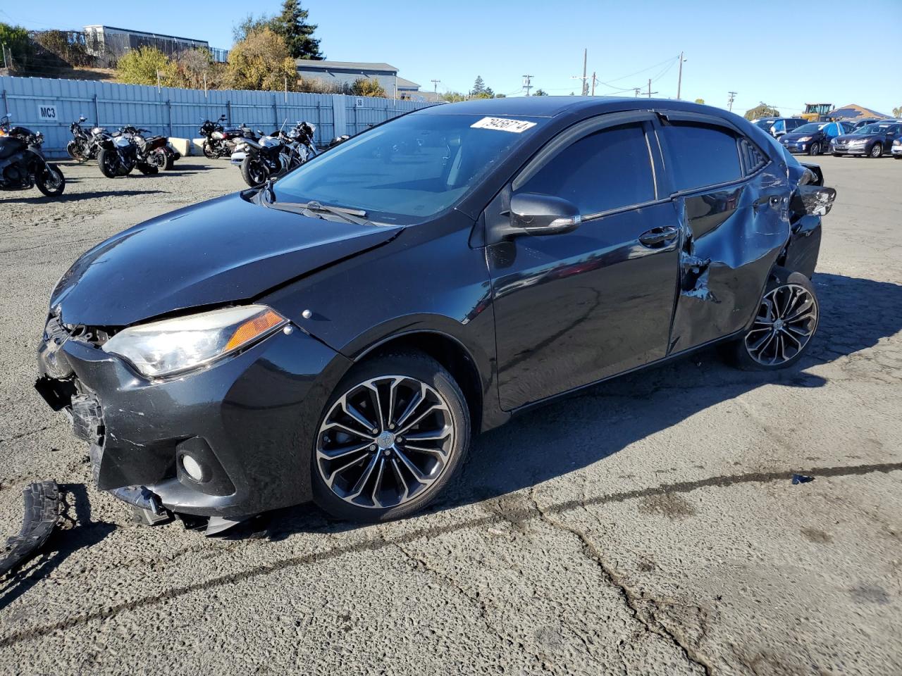 VIN 5YFBURHE0GP468263 2016 TOYOTA COROLLA no.1