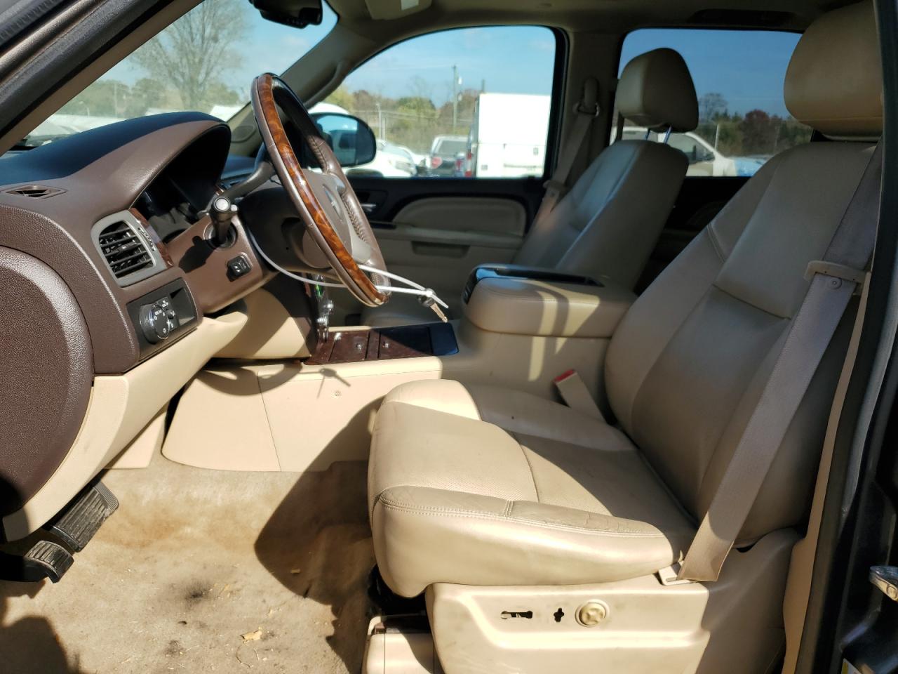 2012 GMC Yukon Xl Denali VIN: 1GKS2MEF7CR191718 Lot: 79338634