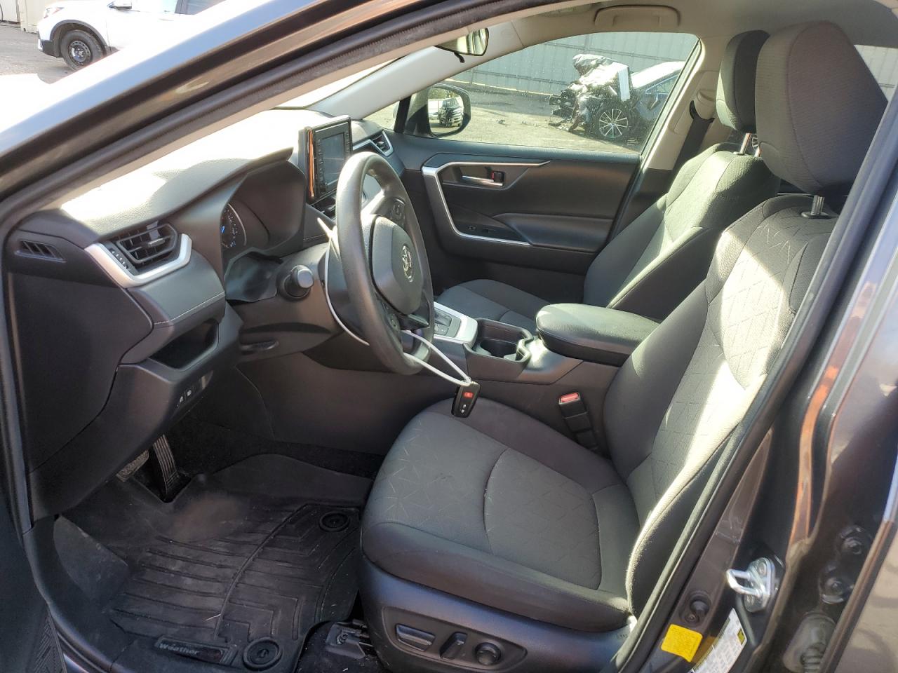 2021 Toyota RAV 4 - Image 7