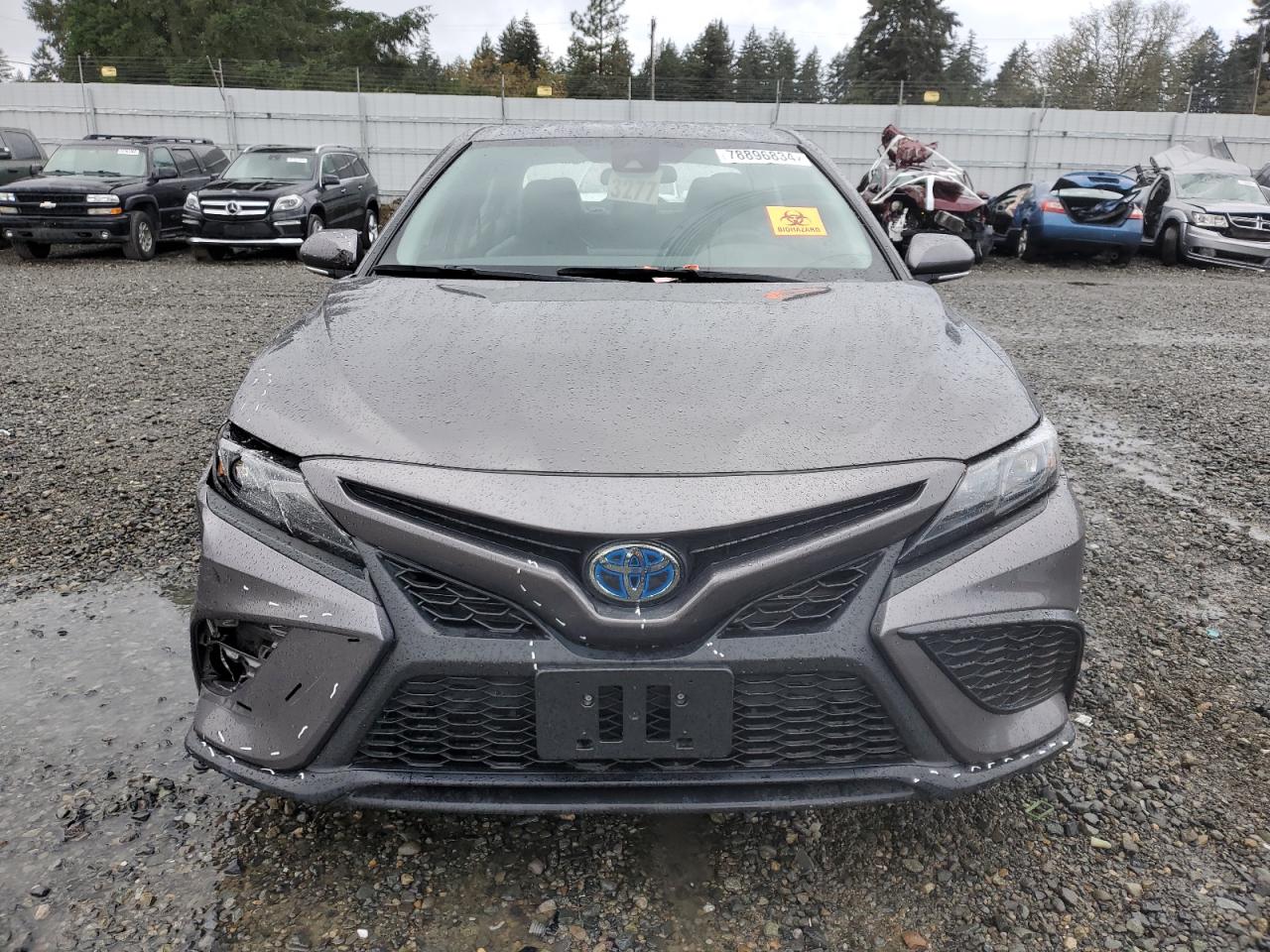 2023 Toyota Camry - Image 5