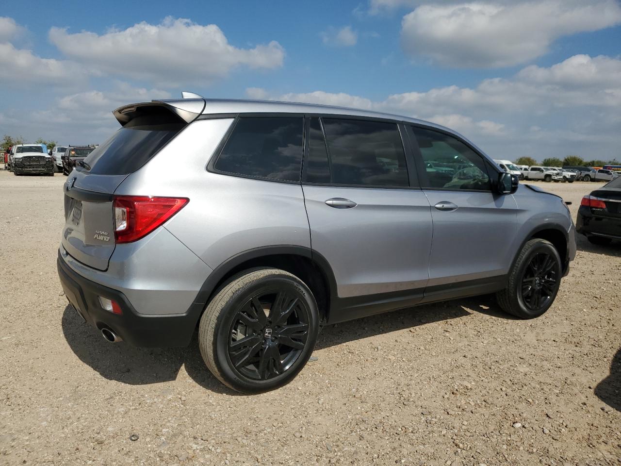 2021 Honda Passport Sport VIN: 5FNYF8H23MB043390 Lot: 80512964