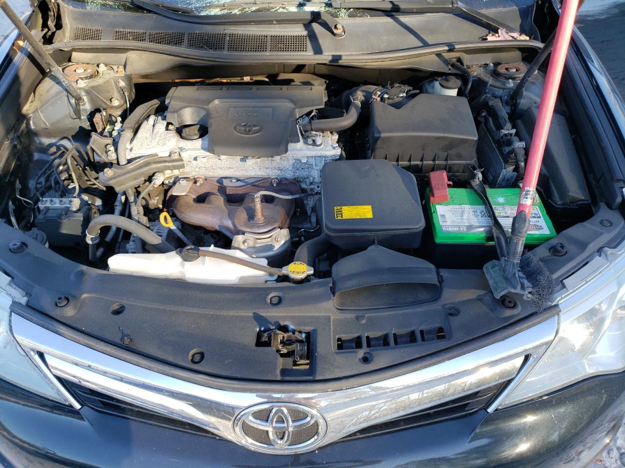 2012 Toyota Camry - Image 12
