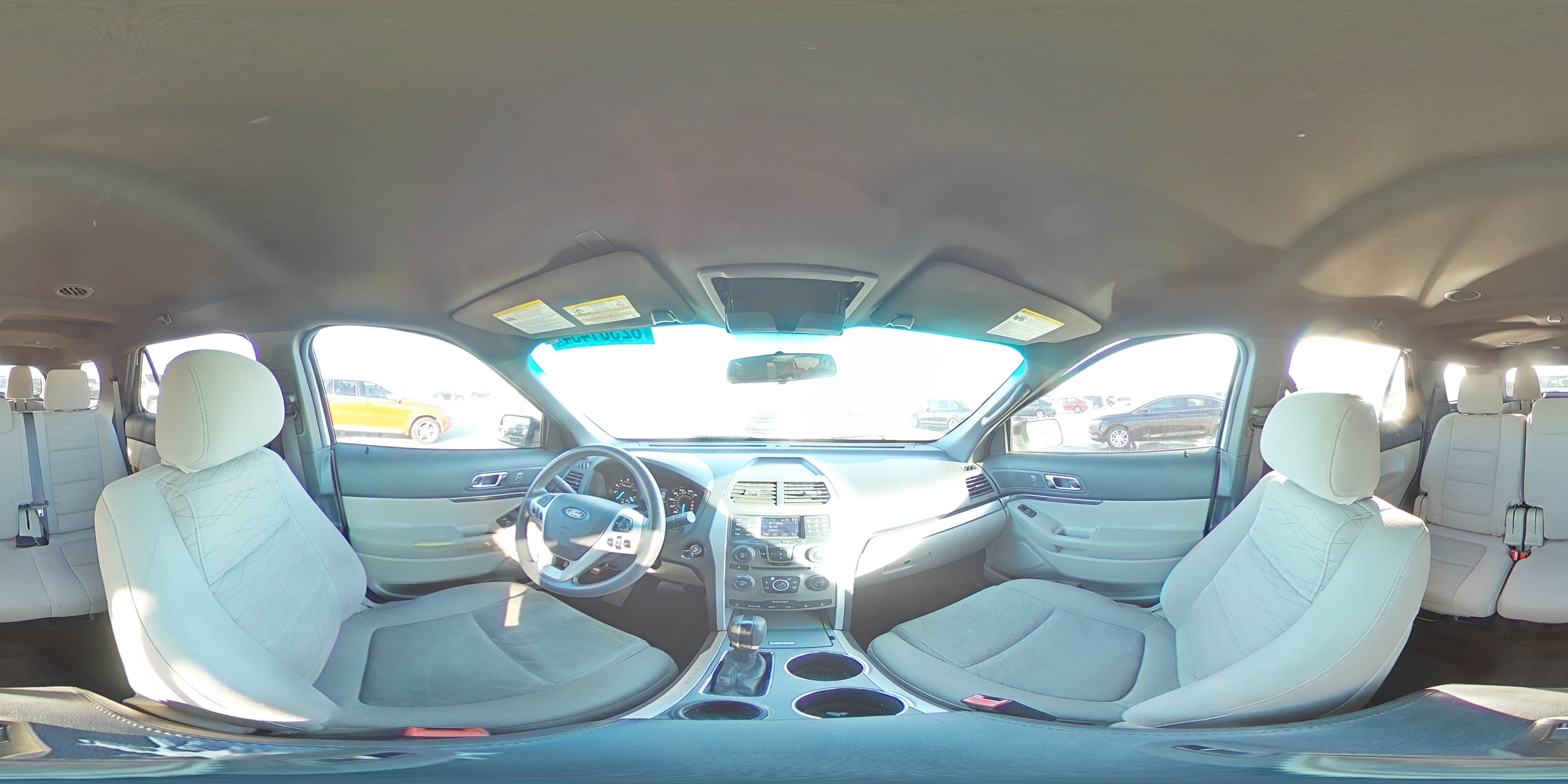 2014 Ford Explorer - Image 15