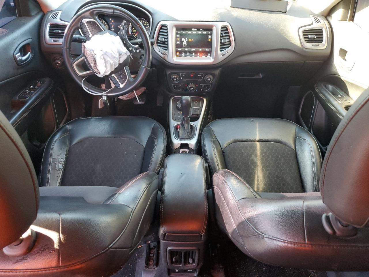 2017 Jeep Compass - Image 8