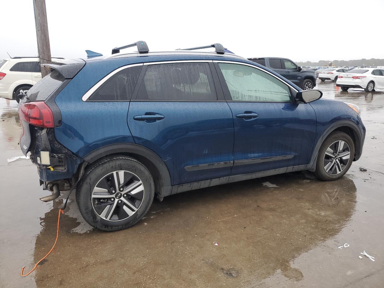 VIN KNDCB3LC4L5383219 2020 KIA NIRO no.3