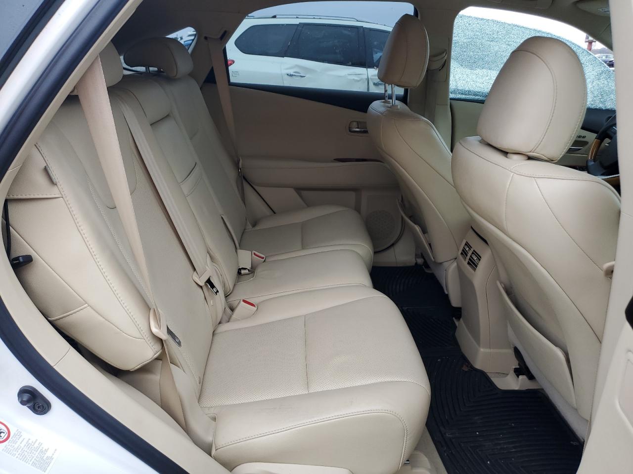 2010 Lexus RX - Image 11