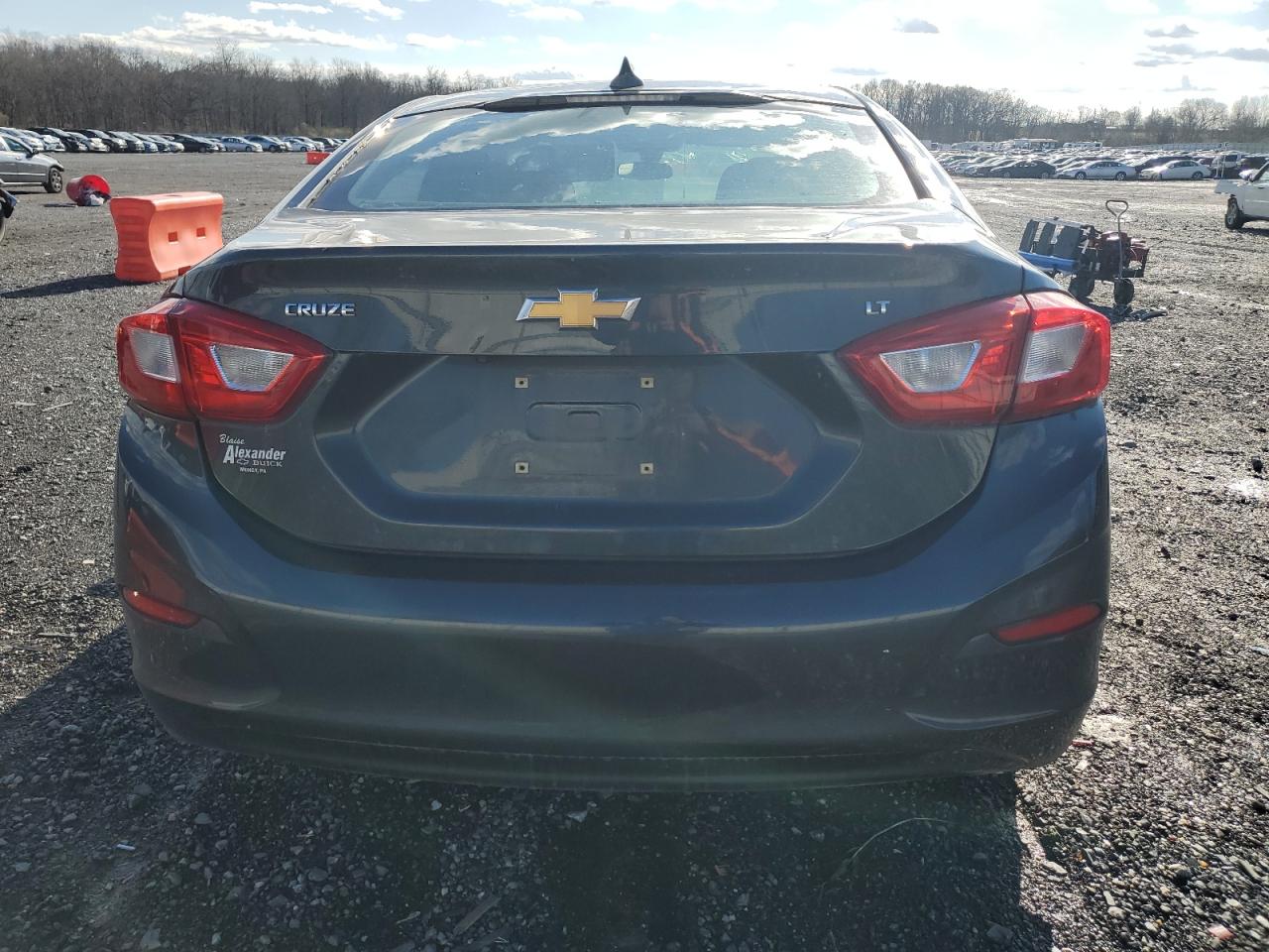 2017 Chevrolet Malibu - Image 6