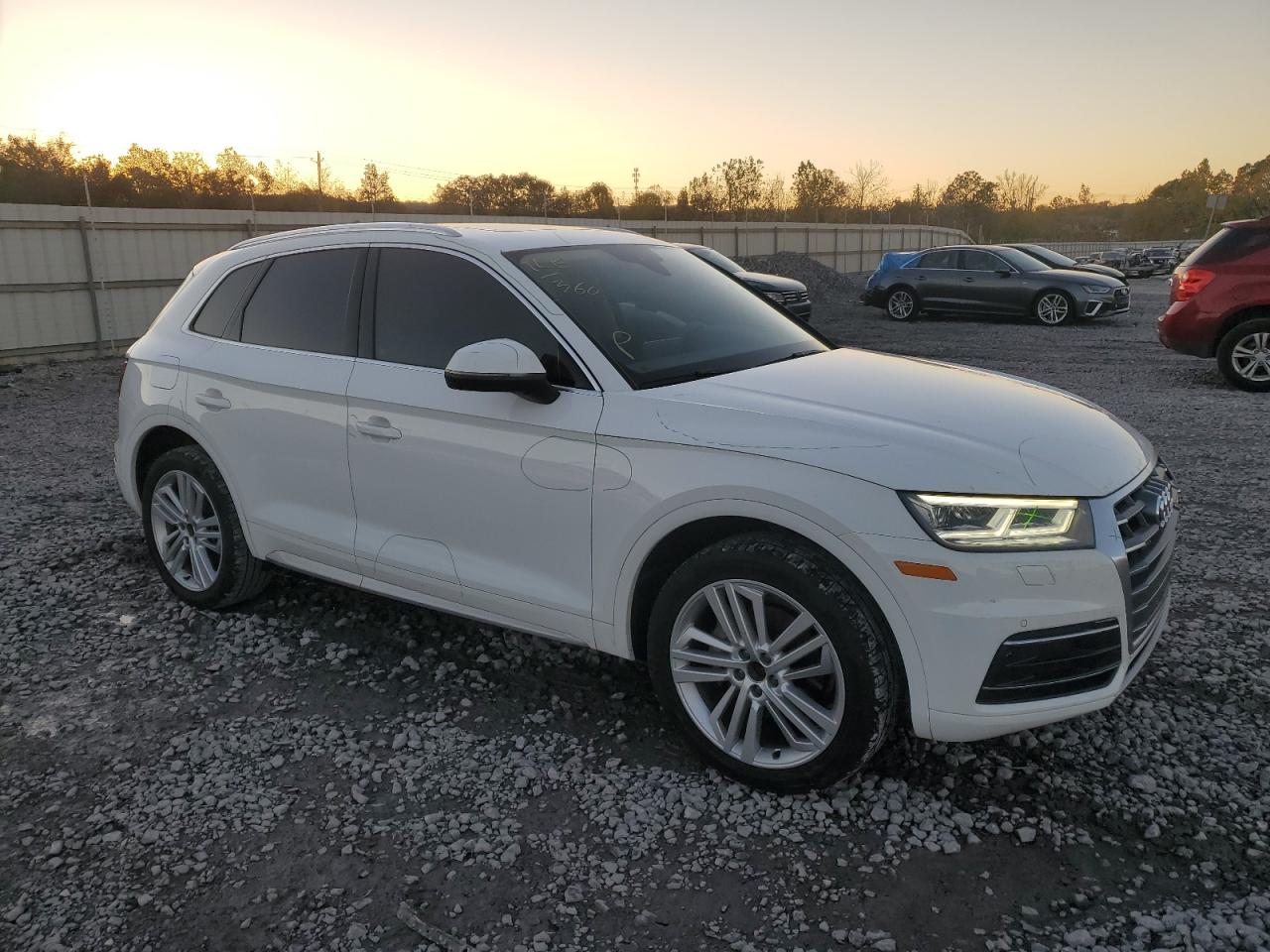 VIN WA1BNAFY3J2227387 2018 AUDI Q5 no.4