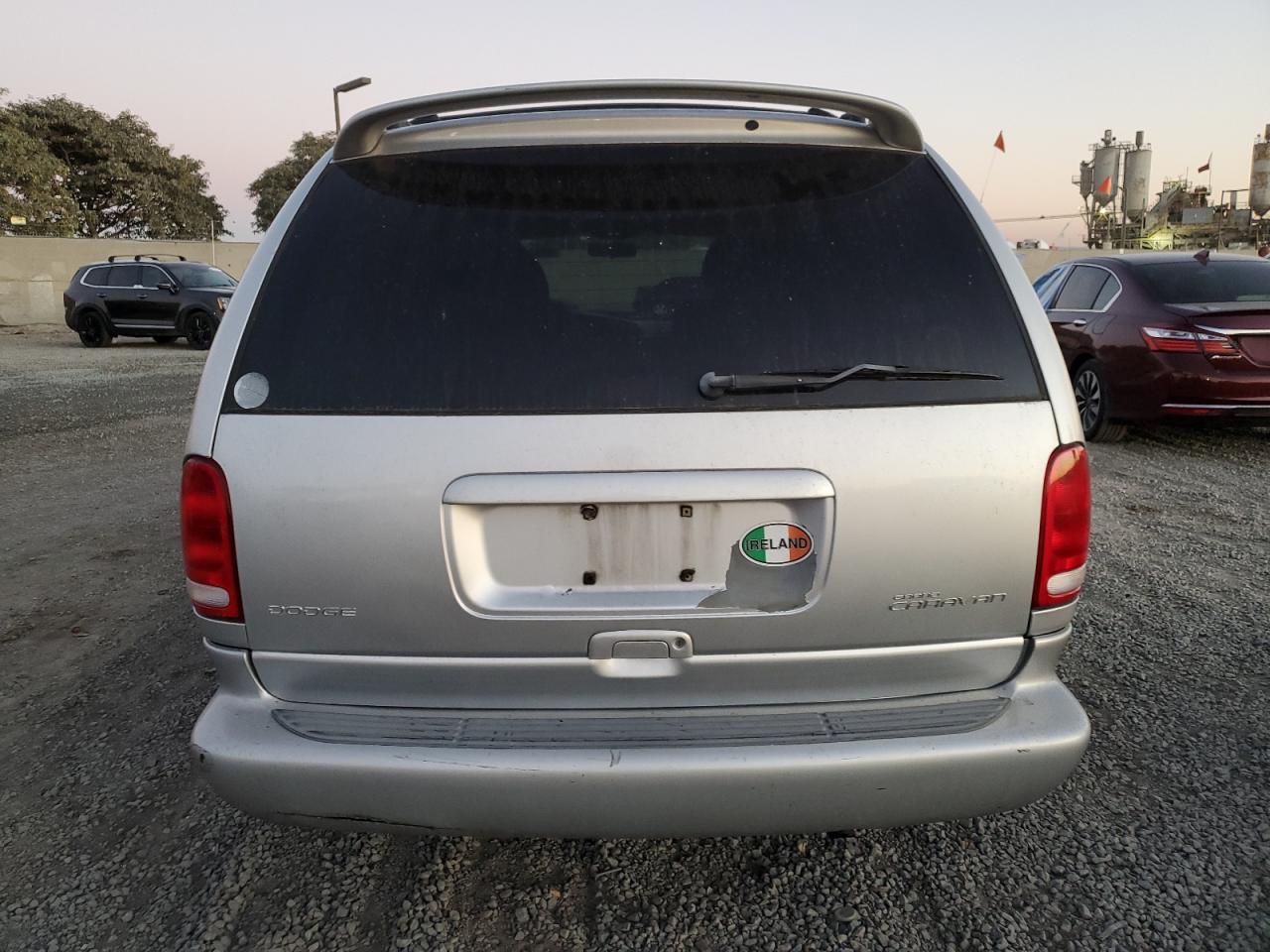 2000 Dodge Caravan - Image 6