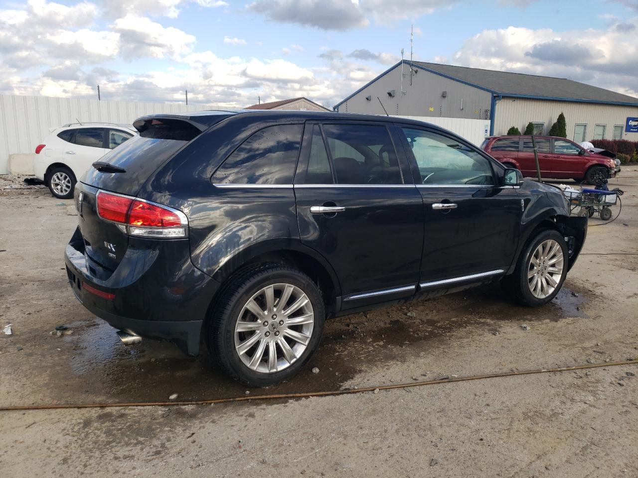 2015 Lincoln MKX - Image 3