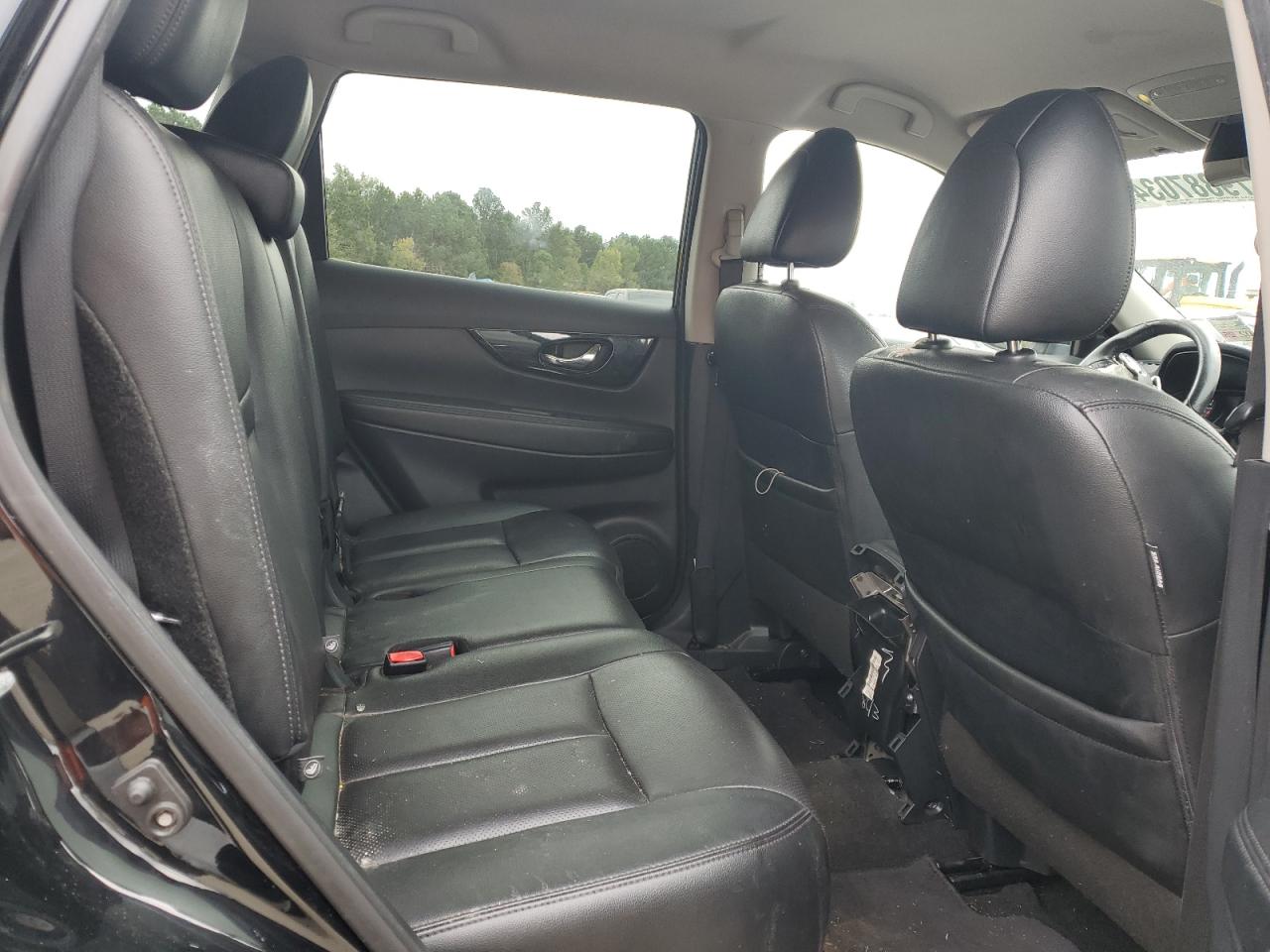 2020 Nissan Rogue - Image 11