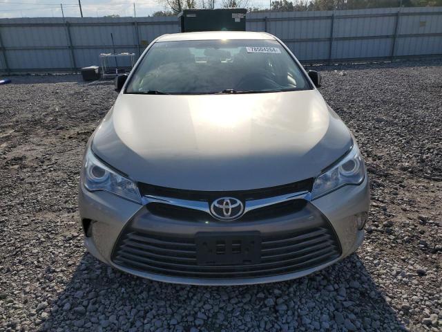 TOYOTA CAMRY 2016 Золотой