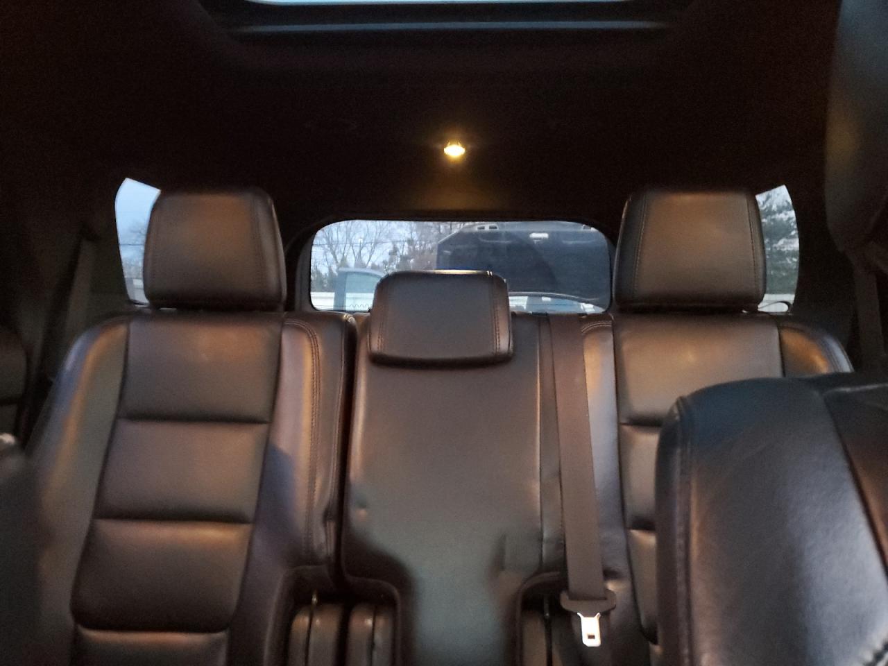2011 Ford Explorer - Image 10