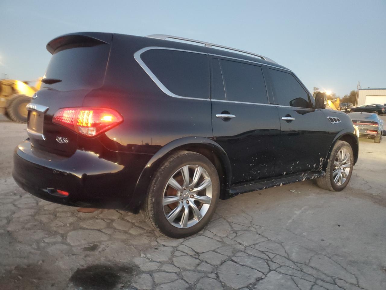 VIN JN8AZ2NE8D9041296 2013 INFINITI QX56 no.3