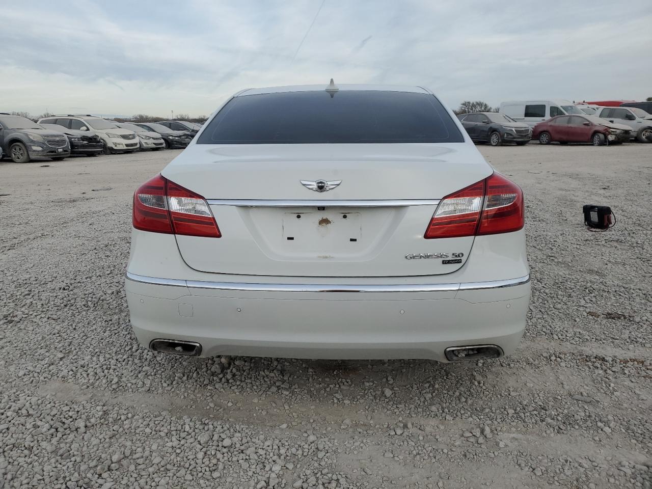 2013 Hyundai Genesis 5.0L VIN: KMHGC4DHXDU221516 Lot: 82593584