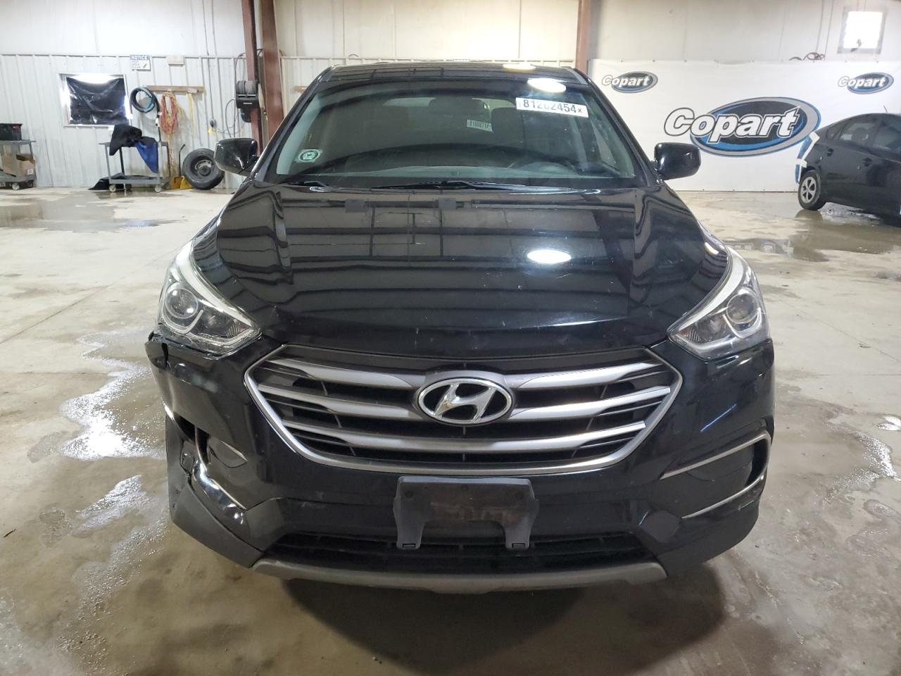 2017 Hyundai Santa Fe - Image 5