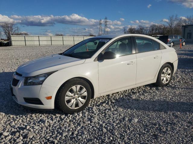 Sedans CHEVROLET CRUZE 2014 White