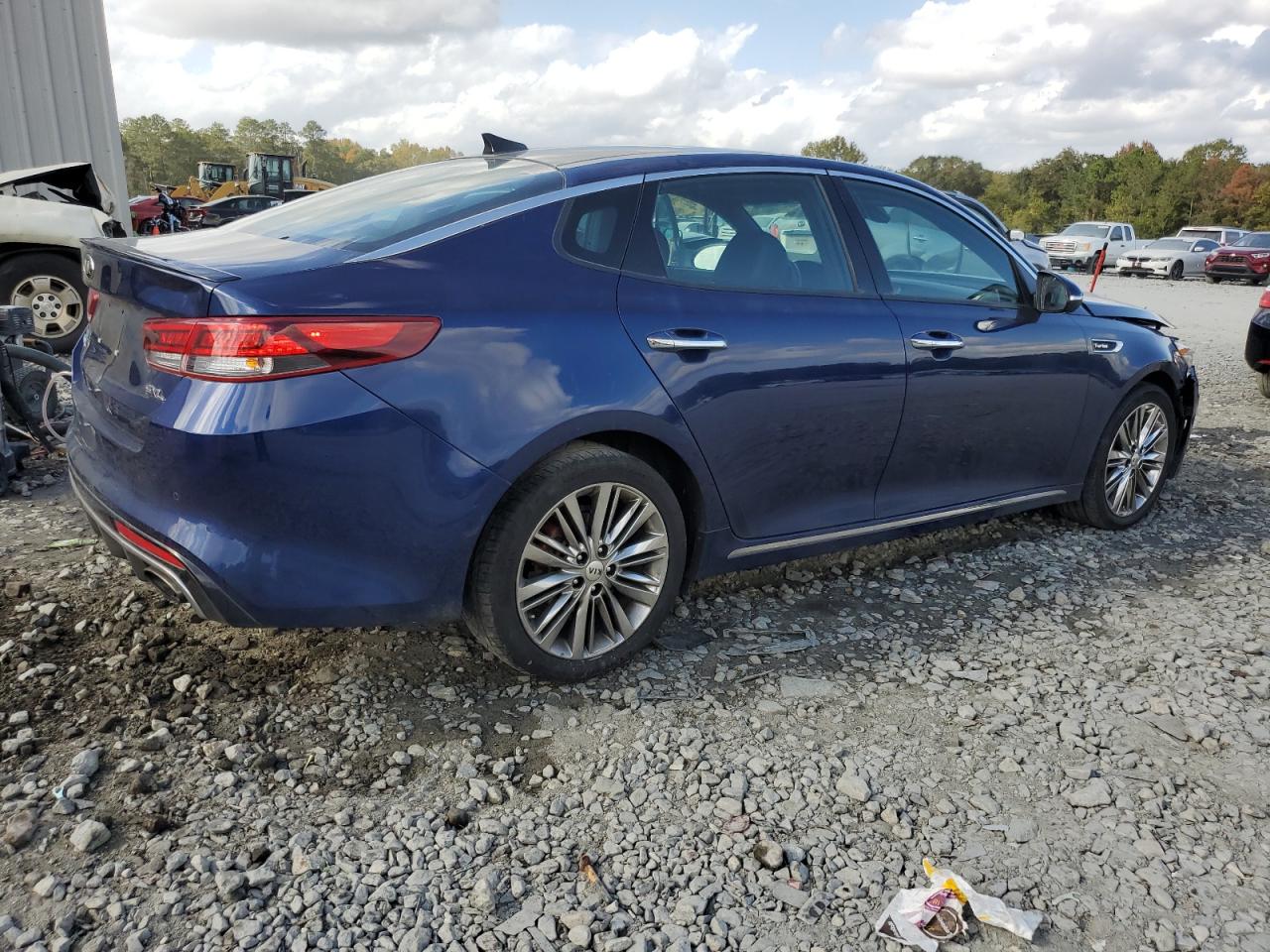 VIN 5XXGV4L26HG130203 2017 KIA OPTIMA no.3