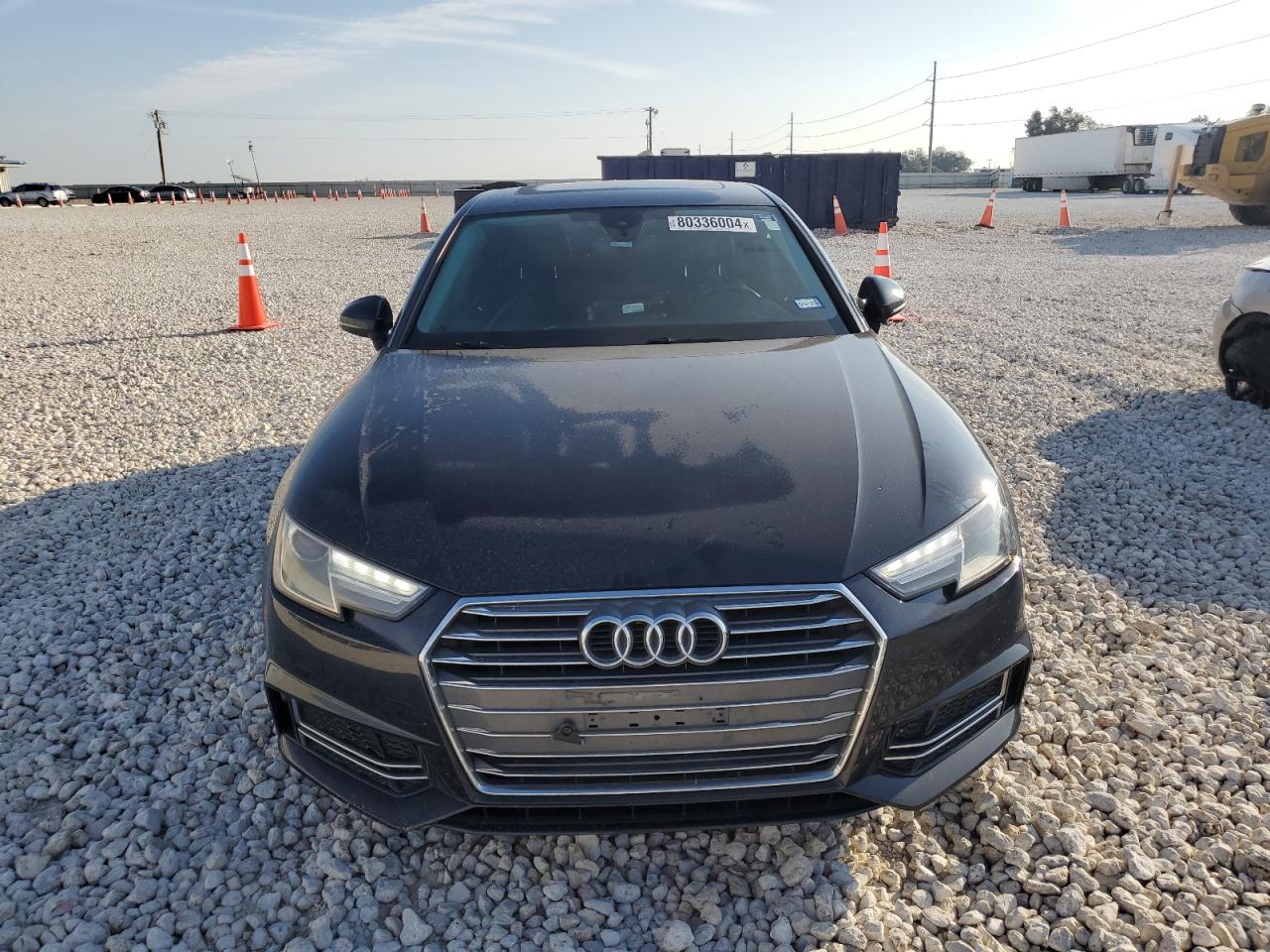 VIN WAUKMAF40JA005155 2018 AUDI A4 no.5