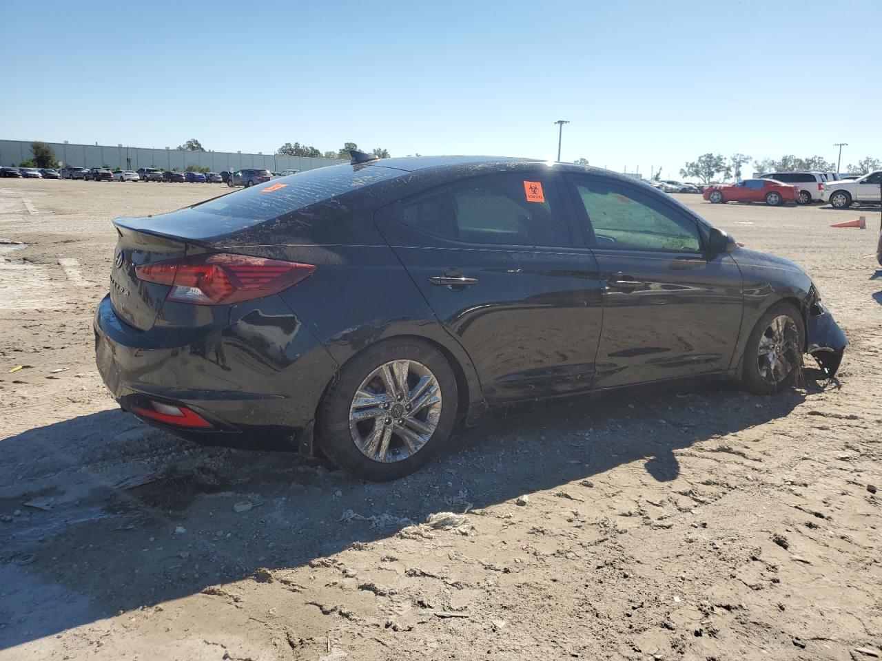 2019 Hyundai Elantra - Image 3