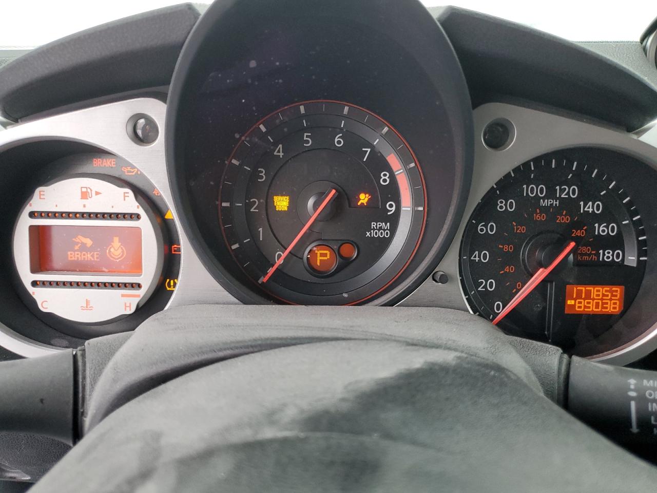 2009 Nissan 370Z - Image 8
