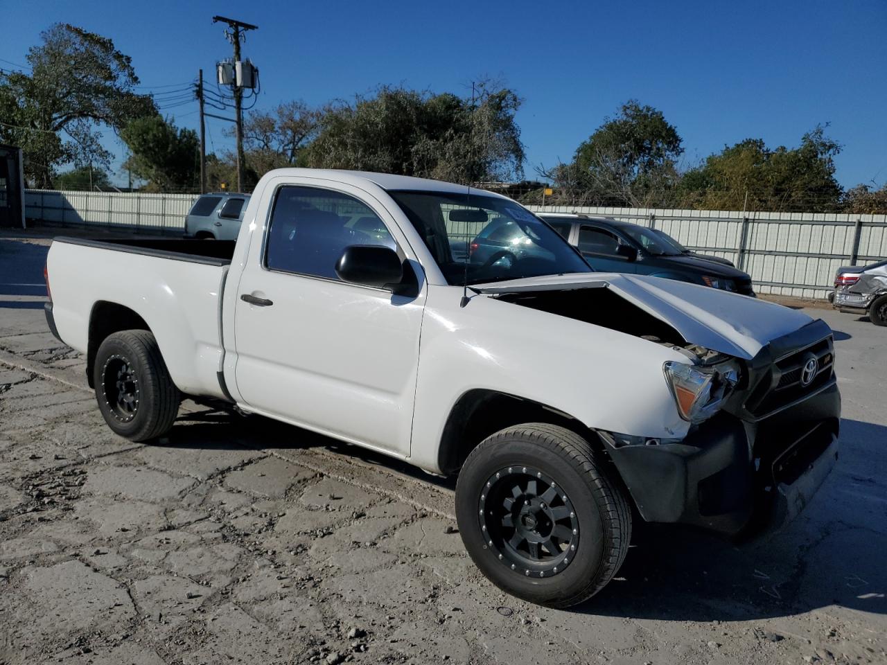 2014 Toyota Tacoma - Image 4
