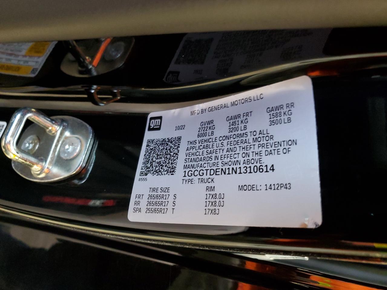 2022 Chevrolet Colorado - Image 14