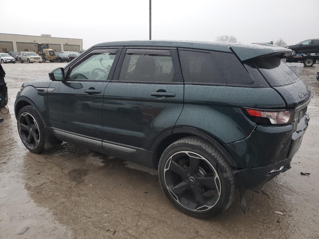2015 Land Rover Range Rover - Image 2