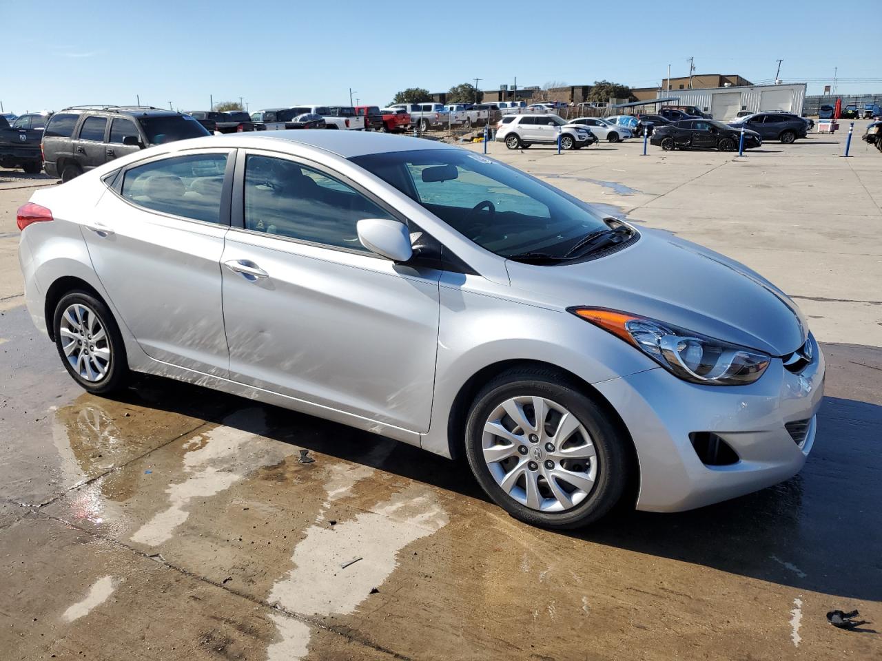 2012 Hyundai Elantra - Image 4