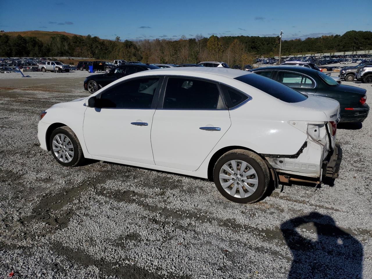 2017 Nissan Sentra - Image 2